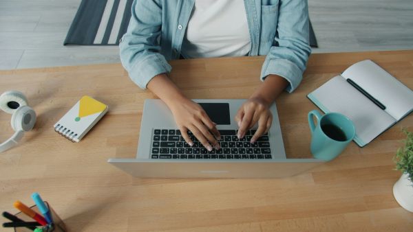 Comparer les meilleurs éditeurs de transcription en ligne